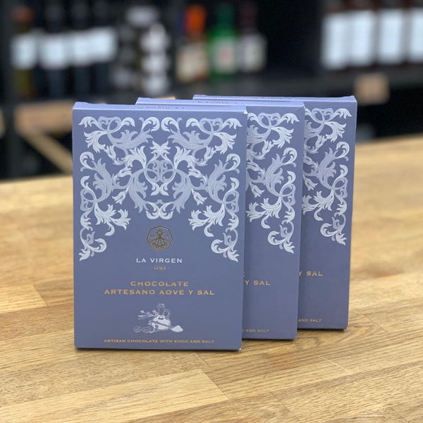 tableta chocolate negro artesano con aove y sal majado gourmet navidad regalo