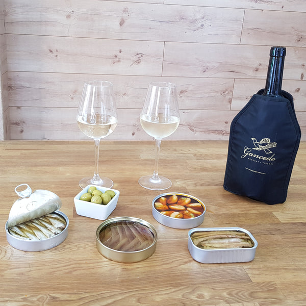pack tapas del mar con vino majado gourmet